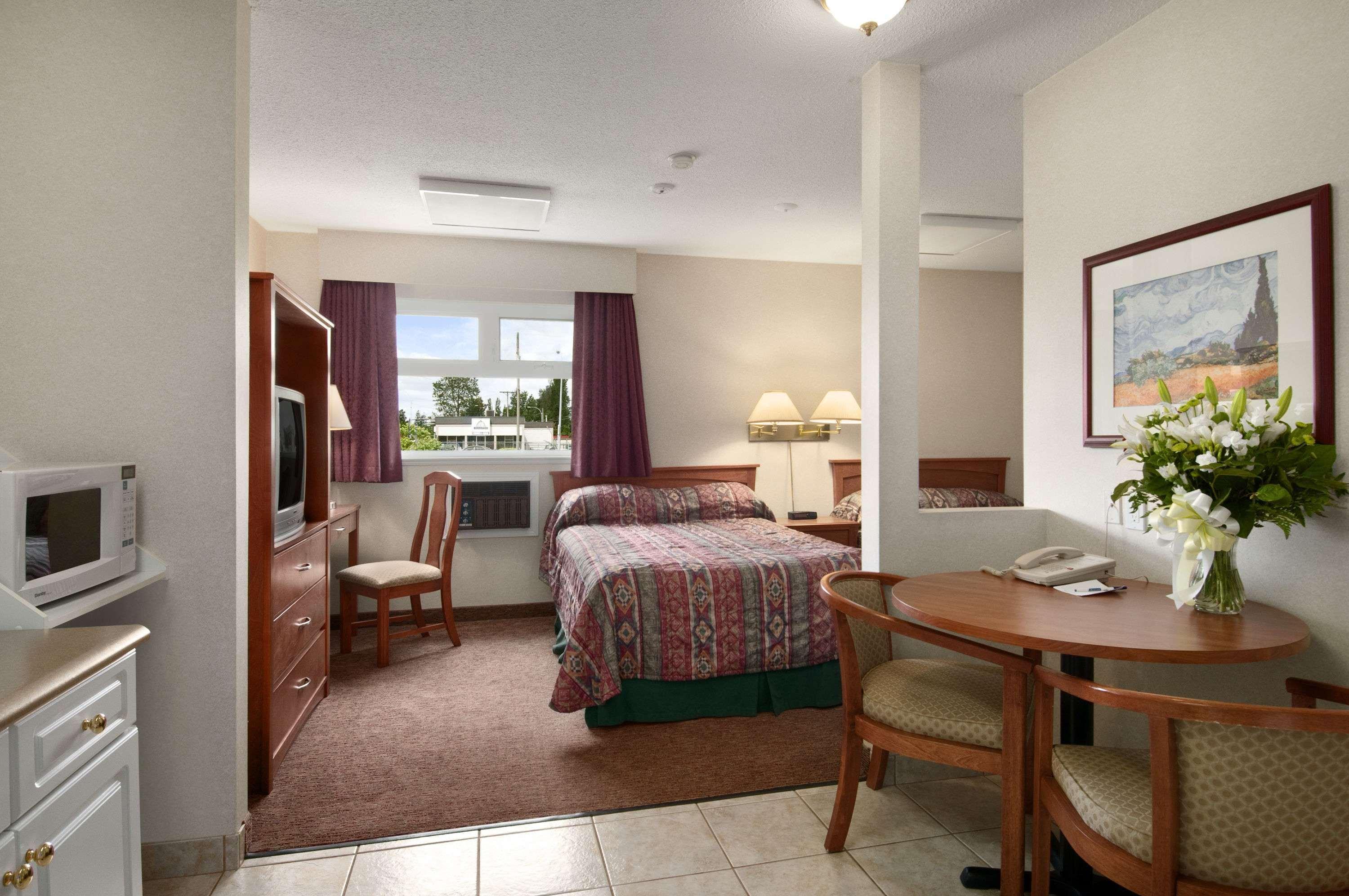 Travelodge By Wyndham לאנגלי מראה חיצוני תמונה