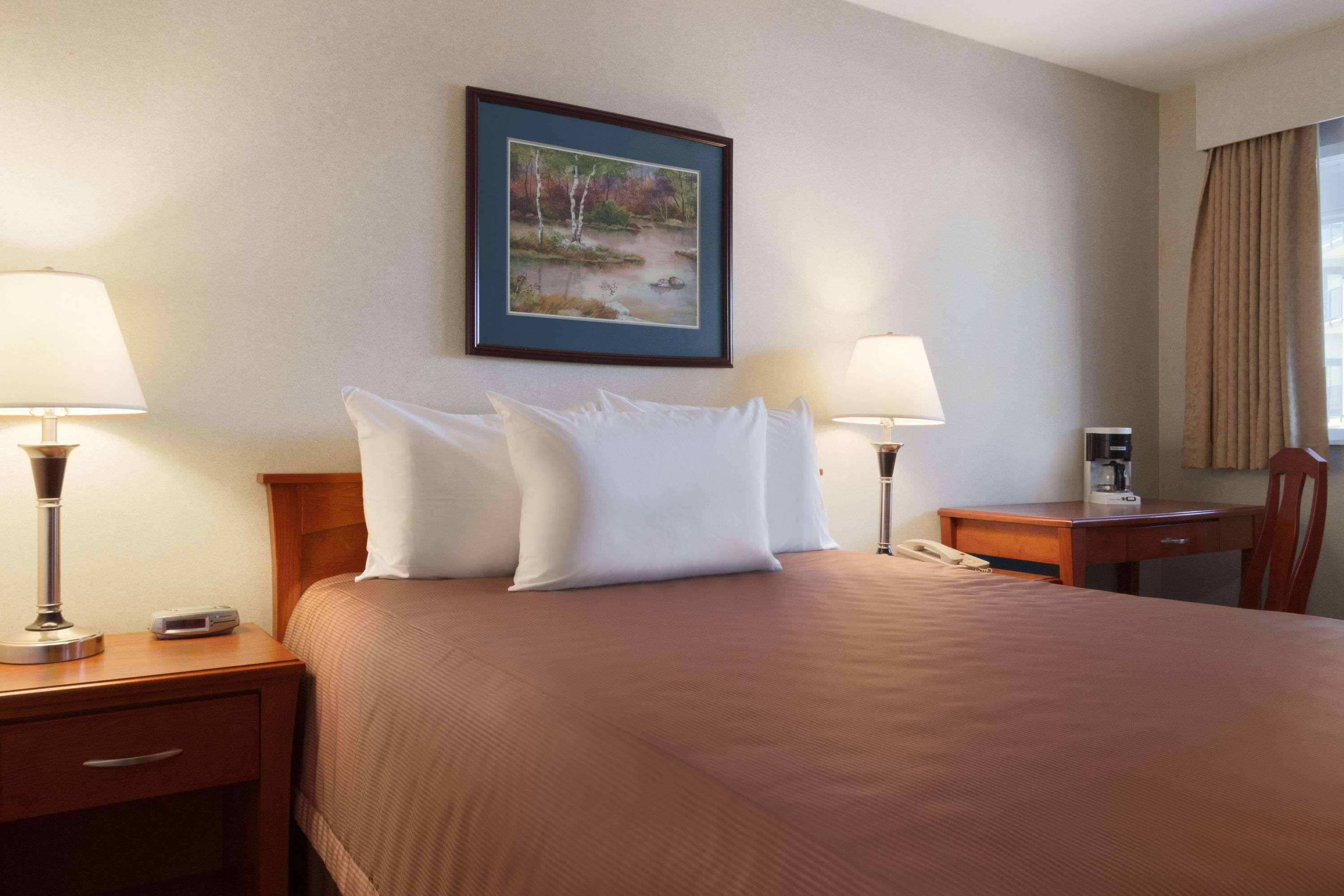 Travelodge By Wyndham לאנגלי מראה חיצוני תמונה